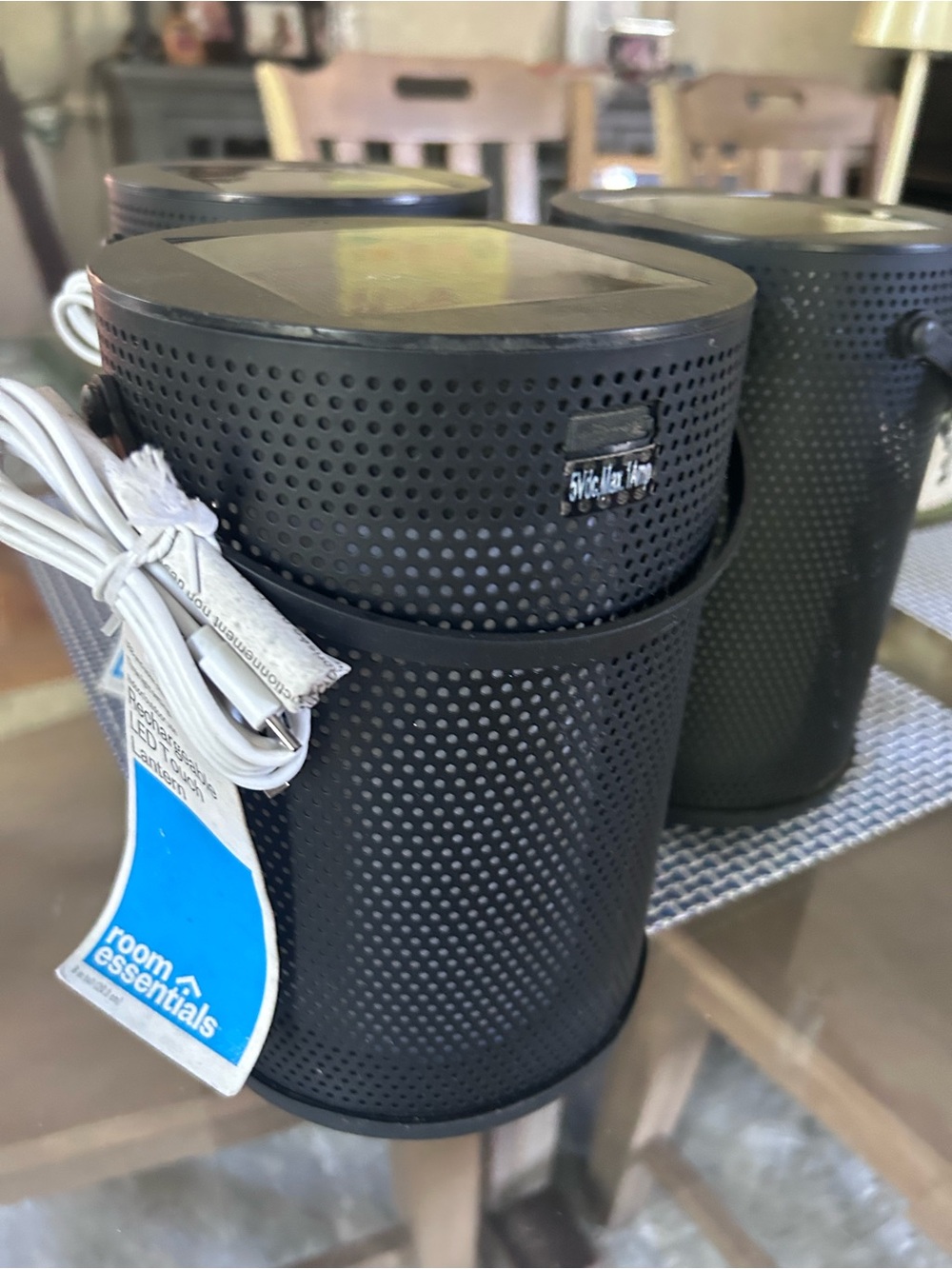 Room Essentials solar outdoor light  sold individually. Can bundle